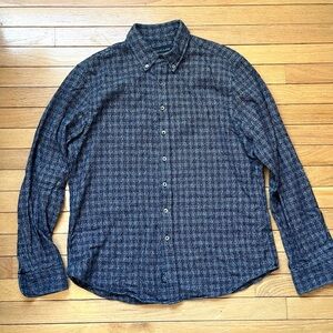 Outclass Made in Toronto Navy Checkered Flannel Button-Down Shirt